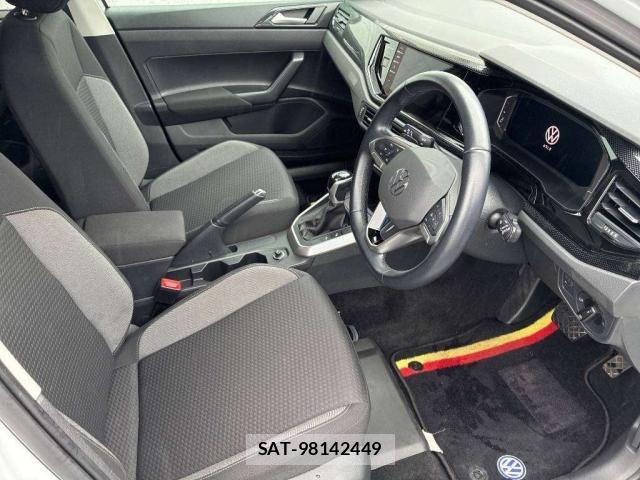 VolksWagen POLO 2023-08 8874905-3