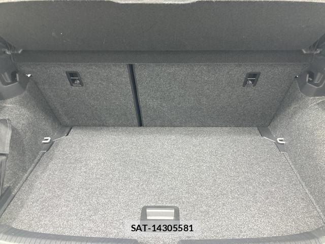 VolksWagen POLO 2021-01 8874931-5