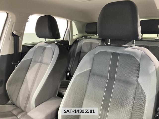 VolksWagen POLO 2021-01 8874931-3