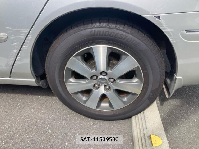 Toyota PREMIO 2002-01 8873423-5