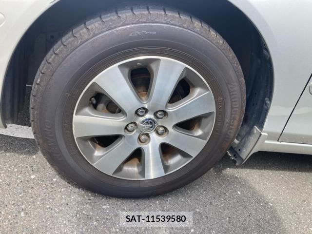 Toyota PREMIO 2002-01 8873423-6