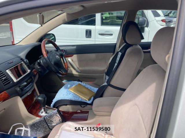 Toyota PREMIO 2002-01 8873423-8