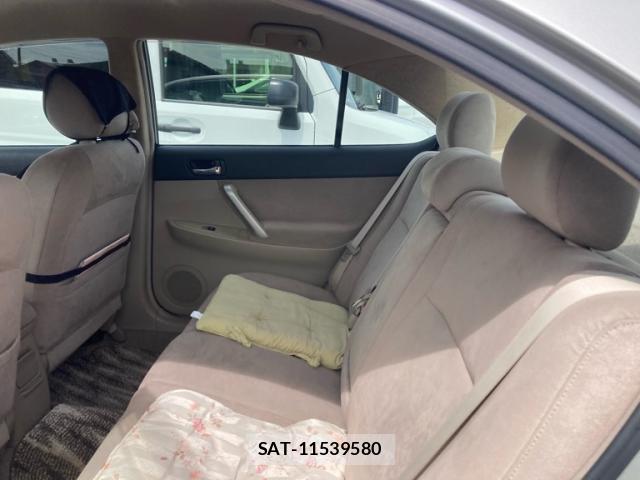 Toyota PREMIO 2002-01 8873423-9