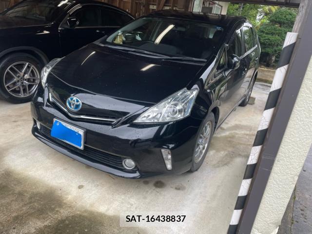 Toyota PRIUS ALPHA 2013-02 8873467-0
