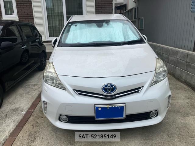 Toyota PRIUS ALPHA 2014-08 8873478-1