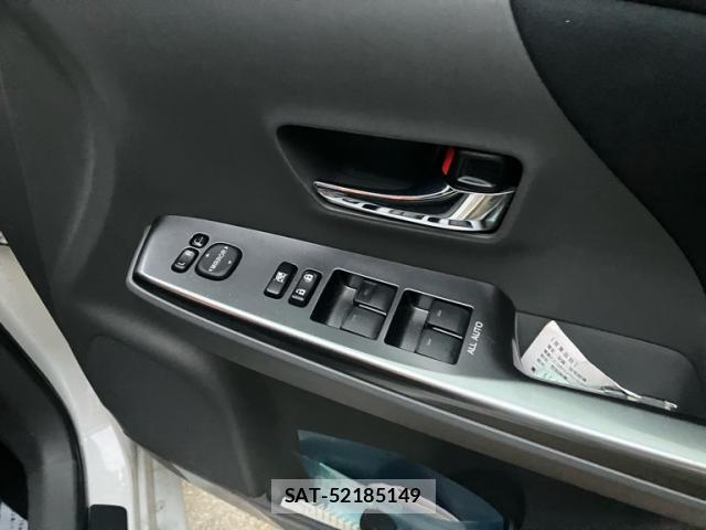 Toyota PRIUS ALPHA 2014-08 8873478-14