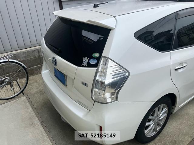 Toyota PRIUS ALPHA 2014-08 8873478-4