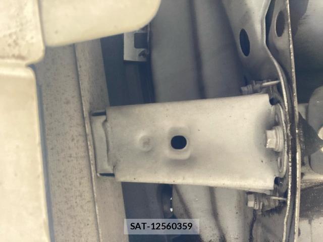 Toyota PRIUS ALPHA 2015-11 8873646-9