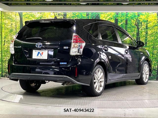 Toyota PRIUS ALPHA 2018-04 8874104-16