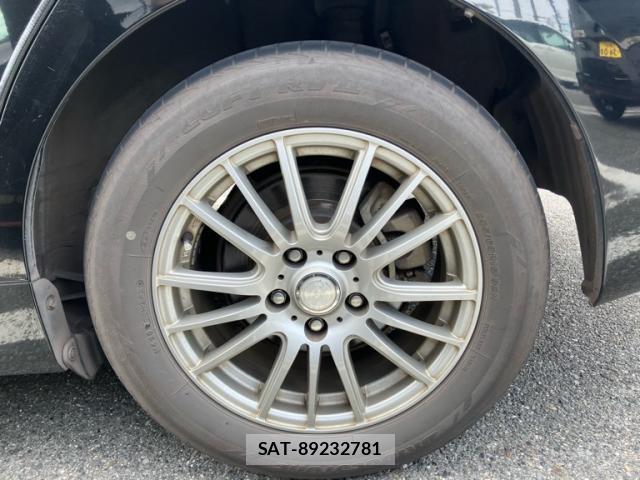 Toyota PRIUS ALPHA 2013-09 8874856-12