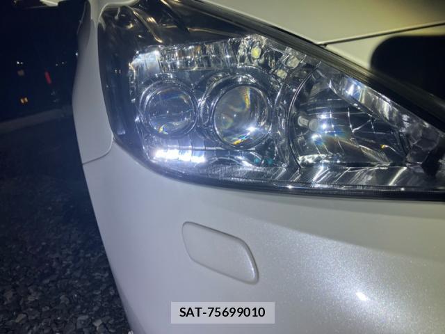 Toyota PRIUS ALPHA 2014-02 8874966-2