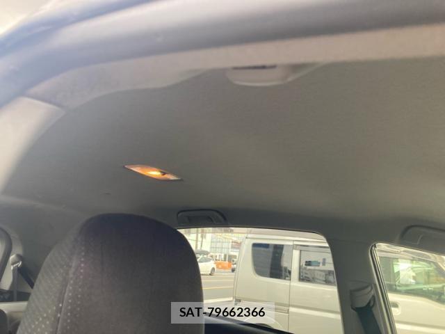 Toyota PRIUS ALPHA 2012-08 8874995-11