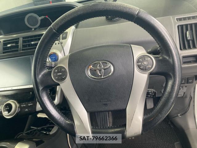 Toyota PRIUS ALPHA 2012-08 8874995-17
