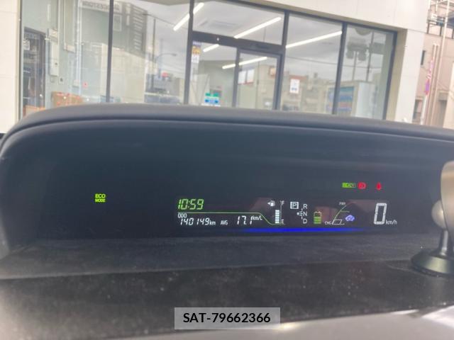 Toyota PRIUS ALPHA 2012-08 8874995-18
