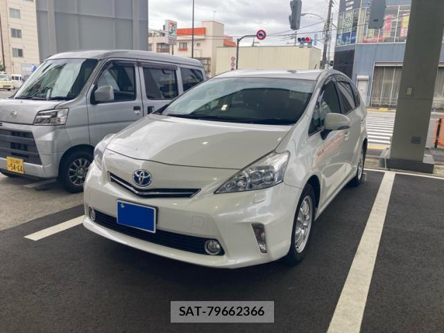 Toyota PRIUS ALPHA 2012-08 8874995-2