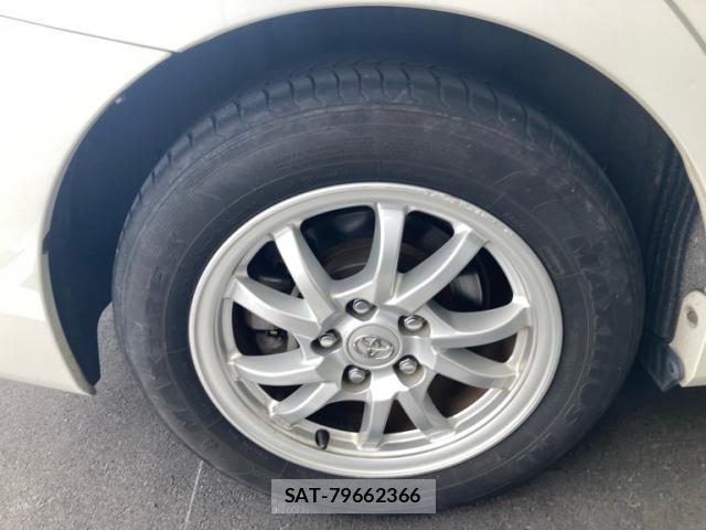 Toyota PRIUS ALPHA 2012-08 8874995-7