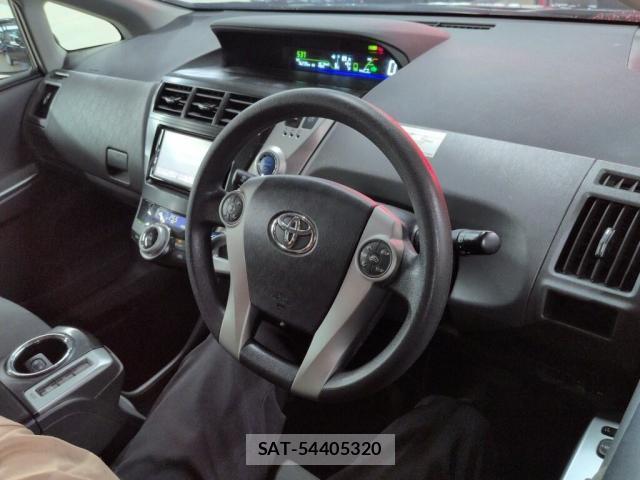 Toyota PRIUS ALPHA 2014-09 8875371-2