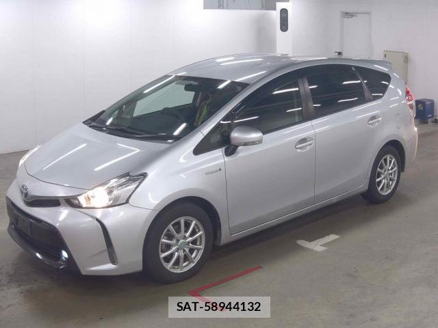 Toyota PRIUS ALPHA 2015-11 8875377-3