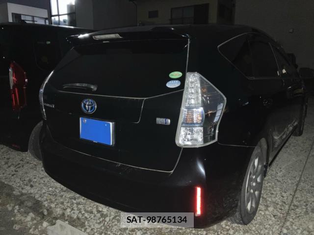 Toyota PRIUS ALPHA 2014-06 8875684-13