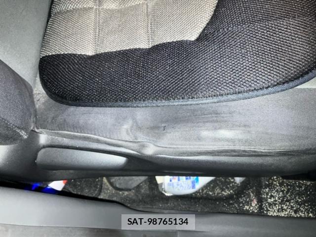 Toyota PRIUS ALPHA 2014-06 8875684-9