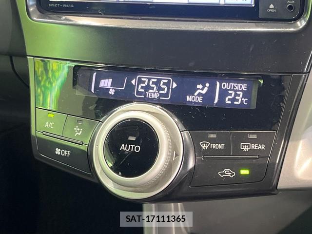 Toyota PRIUS ALPHA 2011-12 8875722-4