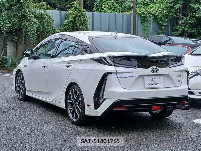 Toyota PRIUS PHV 2019-09 8872627-3