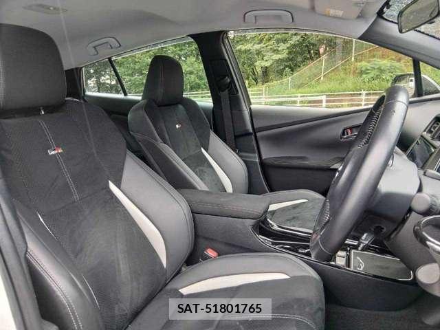 Toyota PRIUS PHV 2019-09 8872627-5