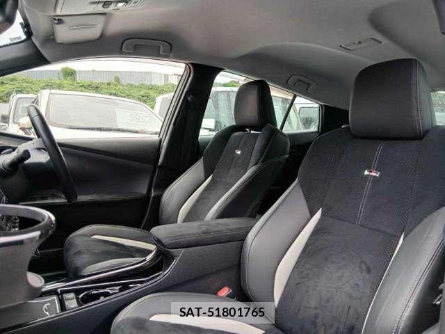 Toyota PRIUS PHV 2019-09 8872627-7