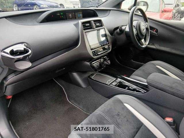 Toyota PRIUS PHV 2019-09 8872627-8