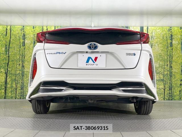 Toyota PRIUS PHV 2017-12 8873593-14