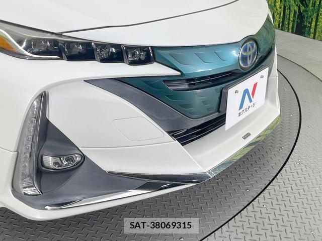 Toyota PRIUS PHV 2017-12 8873593-2