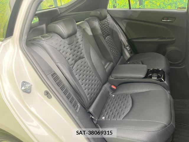 Toyota PRIUS PHV 2017-12 8873593-8