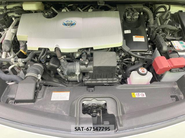 Toyota PRIUS PHV 2022-06 8873596-17