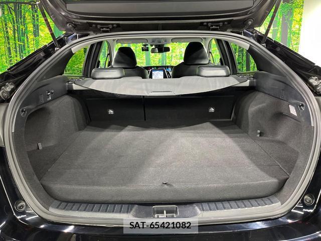 Toyota PRIUS PHV 2018-05 8873739-9