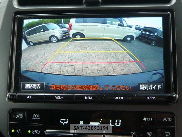 Toyota PRIUS PHV 2018-02 8873847-4
