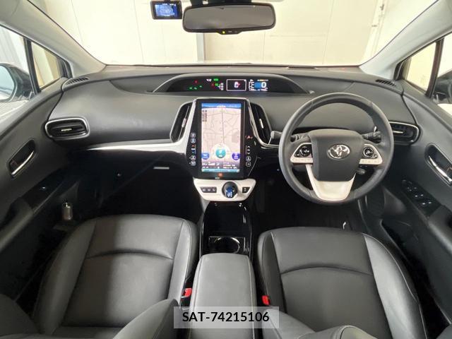 Toyota PRIUS PHV 2017-08 8874193-1