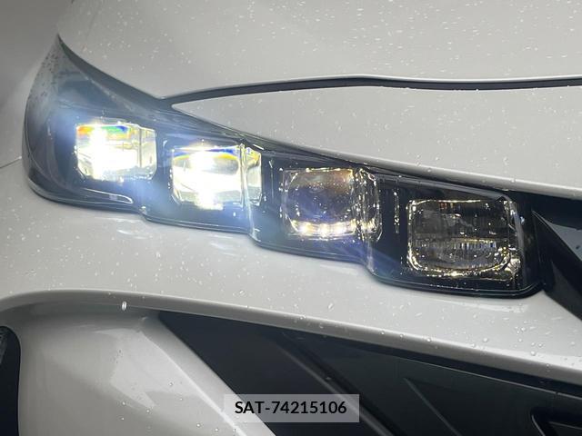 Toyota PRIUS PHV 2017-08 8874193-11