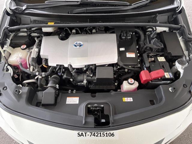 Toyota PRIUS PHV 2017-08 8874193-17