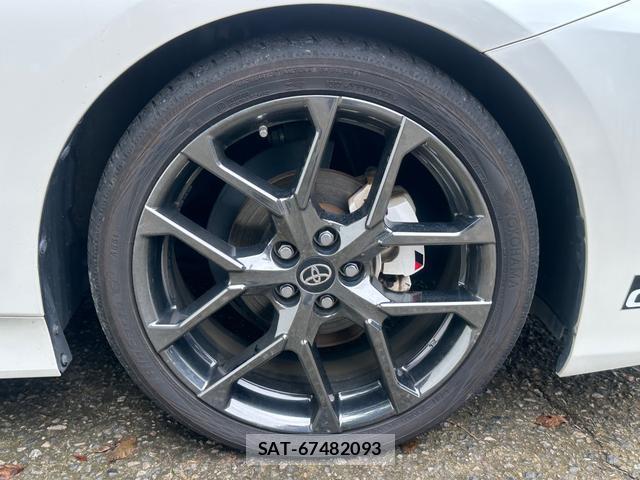 Toyota PRIUS PHV 2019-02 8874548-16
