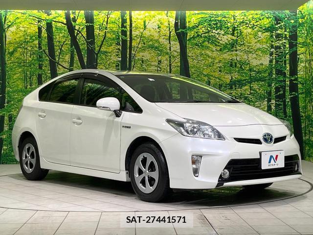 Toyota PRIUS 2015-10 8872534-15