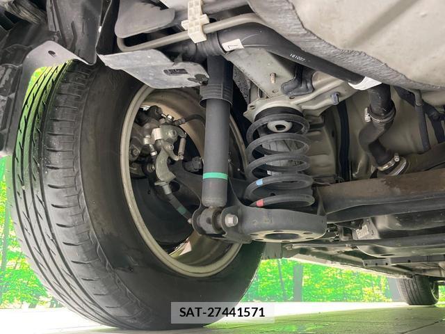 Toyota PRIUS 2015-10 8872534-19