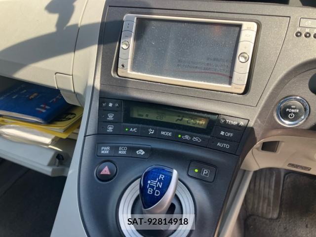 Toyota PRIUS 2009-10 8872707-8