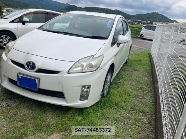 Toyota PRIUS 2010-02 8872730-0