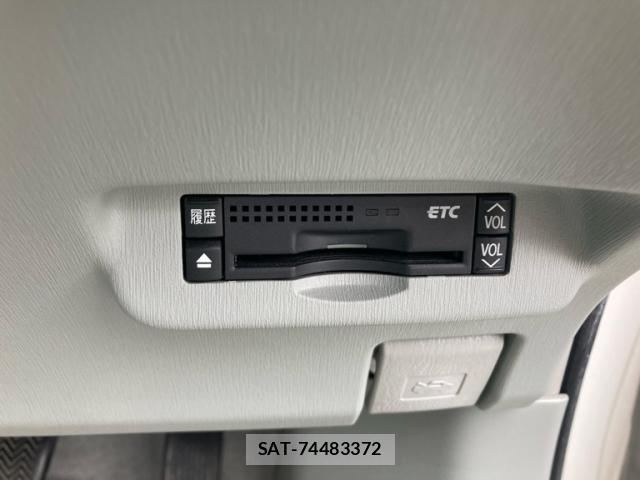 Toyota PRIUS 2010-02 8872730-14