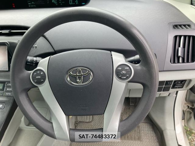 Toyota PRIUS 2010-02 8872730-15
