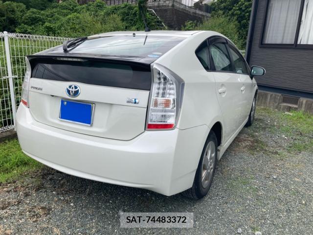 Toyota PRIUS 2010-02 8872730-2