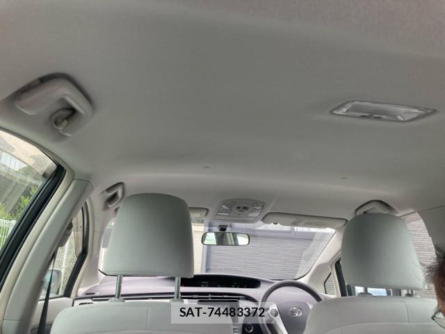 Toyota PRIUS 2010-02 8872730-4