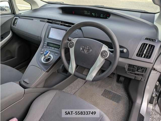 Toyota PRIUS 2009-06 8872751-10