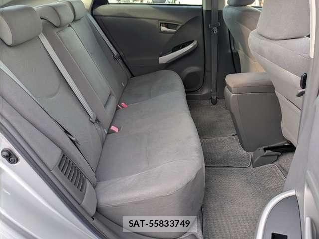 Toyota PRIUS 2009-06 8872751-12
