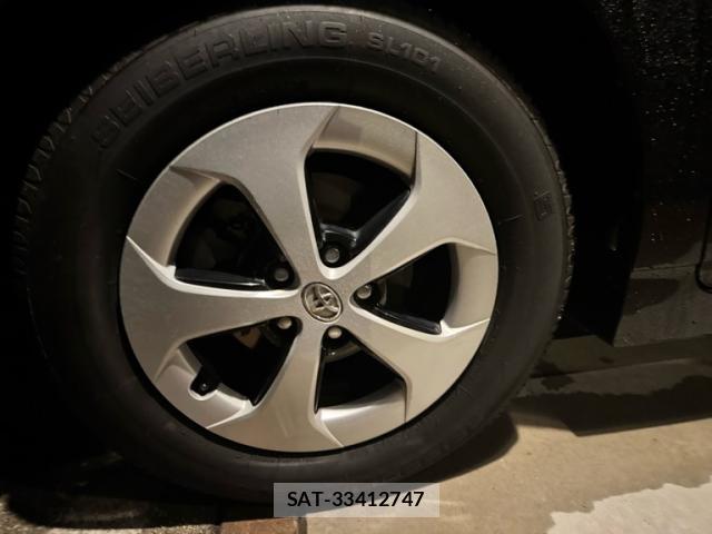 Toyota PRIUS 2015-09 8872763-5